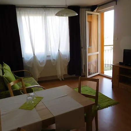 Jade Апартаменты